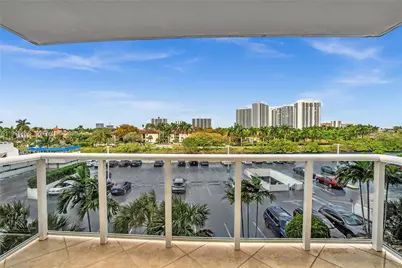 3675 N Country Club Dr #410, Aventura, FL 33180 - Photo 19