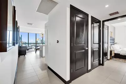 1600 NE 1st Ave #3420, Miami, FL 33132 - Photo 3