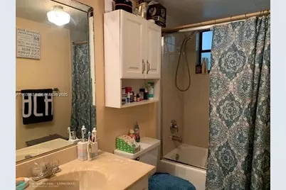 8020 Hampton Blvd #309, North Lauderdale, FL 33068 - Photo 13