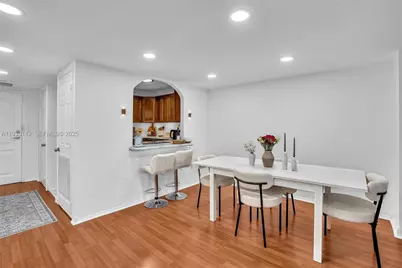 3675 N Country Club Dr #410, Aventura, FL 33180 - Photo 11