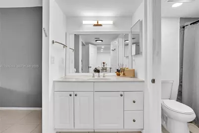 3675 N Country Club Dr #410, Aventura, FL 33180 - Photo 31