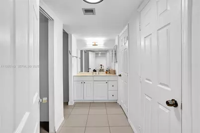 3675 N Country Club Dr #410, Aventura, FL 33180 - Photo 29