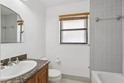 1801 W Oak Knoll Cir, Davie, FL 33324 - Photo 21