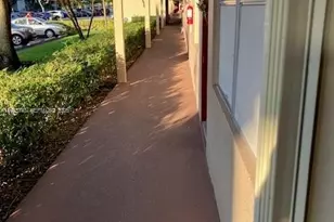 801 SW 133rd Terrace, Pembroke Pines, FL 33027 - Photo 7