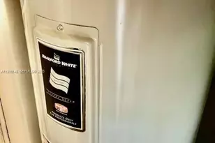 801 SW 133rd Terrace, Pembroke Pines, FL 33027 - Photo 17