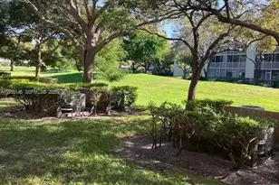 801 SW 133rd Terrace, Pembroke Pines, FL 33027 - Photo 19