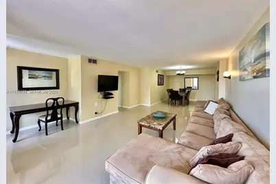 2401 S Ocean Dr #707, Hollywood, FL 33019 - Photo 3