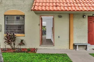 3911 SW 52nd Ave, Pembroke Park, FL 33023 - Photo 5