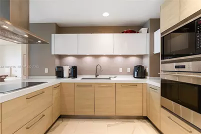 17301 NE Biscayne Blvd #908, North Miami Beach, FL 33160 - Photo 13