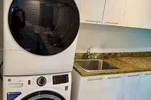 1200 Holiday Dr, Fort Lauderdale, FL 33316 - Photo 7