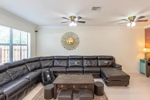 12320 S Village Cir, Davie, FL 33325 - Photo 7