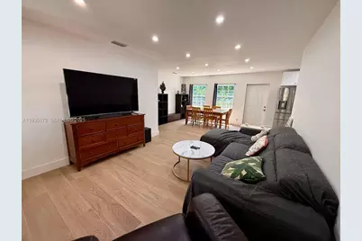 15800 NE 15th Ave, North Miami Beach, FL 33162 - Photo 3