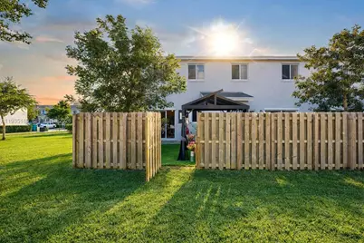 1240 NW 3rd Ln, Florida City, FL 33034 - Photo 33