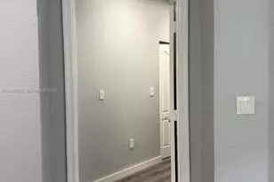 1271 NE 40th Rd, Homestead, FL 33033 - Photo 7