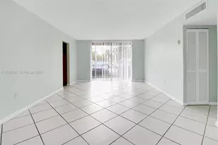 9360 Fontainebleau Blvd, Miami, FL 33172 - Photo 13