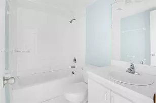 9360 Fontainebleau Blvd, Miami, FL 33172 - Photo 11