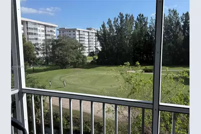 3250 N Palm Aire Dr #508, Pompano Beach, FL 33069 - Photo 9