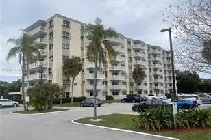 1831 NE 38th St, Oakland Park, FL 33308 - Photo 1