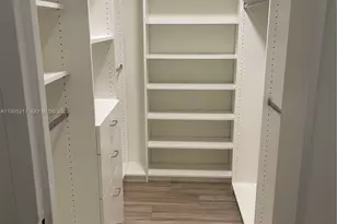 1831 NE 38th St, Oakland Park, FL 33308 - Photo 7