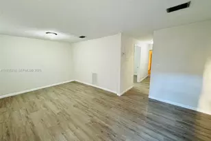 10805 SW 4th St, Sweetwater, FL 33174 - Photo 3