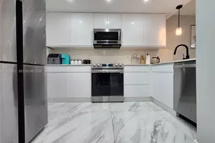 3725 S Ocean Dr, Hollywood, FL 33019 - Photo 3