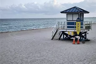 3725 S Ocean Dr, Hollywood, FL 33019 - Photo 23