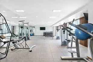 325 S Biscayne Blvd, Miami, FL 33131 - Photo 19