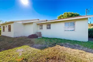 409 SW 8th Ave, Florida City, FL 33034 - Photo 37