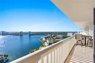 1000 W Island Blvd, Aventura, FL 33160 - Photo 43