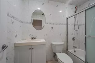 3011 N 74th Ave, Hollywood, FL 33024 - Photo 25