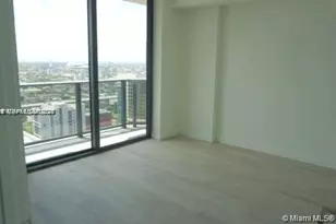 55 SW 9th St, Miami, FL 33130 - Photo 9