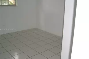 9760 SW 184th St, Cutler Bay, FL 33157 - Photo 3