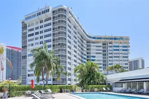 100 Golden Isles Dr, Hallandale Beach, FL 33009 - Photo 41