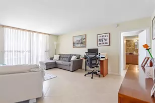100 Golden Isles Dr, Hallandale Beach, FL 33009 - Photo 15