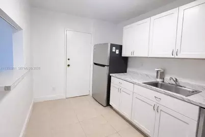 1465 NE 123rd St #404, North Miami, FL 33161 - Photo 3