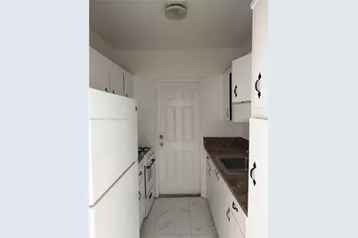 7730 Dickens Ave #7, Miami Beach, FL 33141 - Photo 5