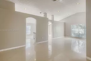 14242 NW 18th Pl, Pembroke Pines, FL 33028 - Photo 7