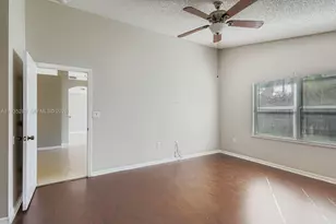 14242 NW 18th Pl, Pembroke Pines, FL 33028 - Photo 15