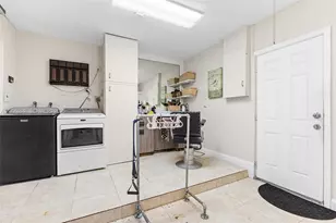 1172 SW 102nd Ct, Miami, FL 33174 - Photo 25