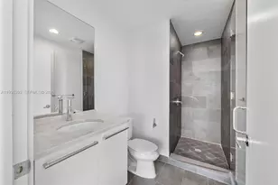 900 Biscayne Blvd, Miami, FL 33132 - Photo 17