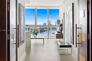 900 Biscayne Blvd, Miami, FL 33132 - Photo 9