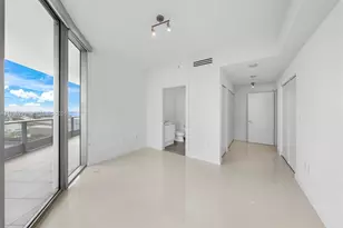 900 Biscayne Blvd, Miami, FL 33132 - Photo 15