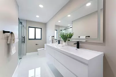 16733 Golfview Dr, Weston, FL 33326 - Photo 23