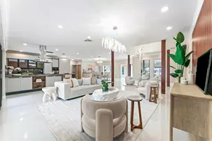 16733 Golfview Dr, Weston, FL 33326 - Photo 5