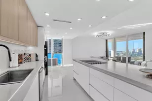 19707 Turnberry Way, Aventura, FL 33180 - Photo 3