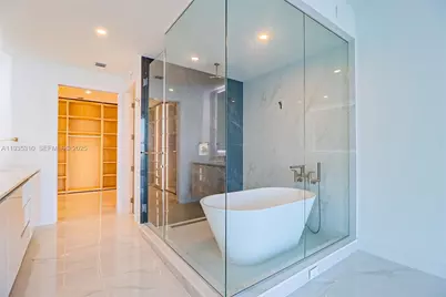 700 NE 24 St #4201, Miami, FL 33137 - Photo 31