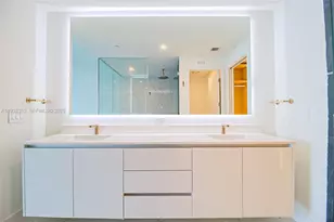 700 NE 24th St, Miami, FL 33137 - Photo 25