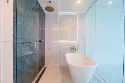 700 NE 24 St #4201, Miami, FL 33137 - Photo 29