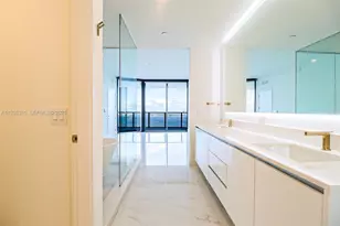 700 NE 24th St, Miami, FL 33137 - Photo 27