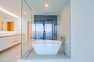 700 NE 24th St, Miami, FL 33137 - Photo 27